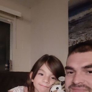 Meet your Posher, Carlos